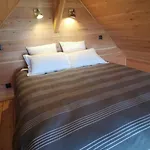 Les Du Domaine De L Esperluette 木屋