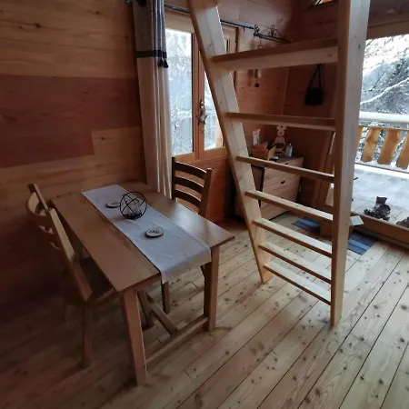 Les Du Domaine De L Esperluette Horská chata