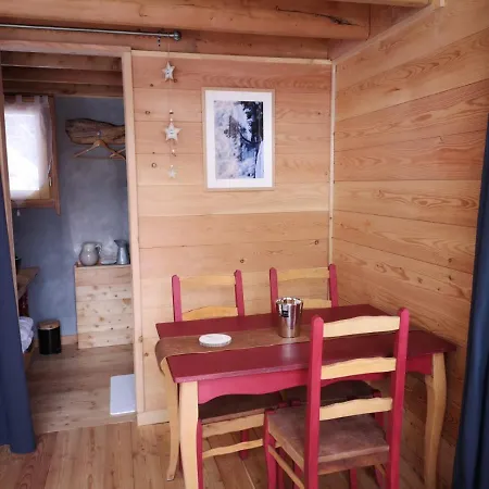 Les Du Domaine De L Esperluette 샬레